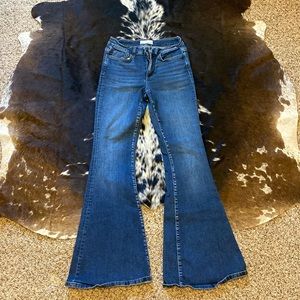 Vervet, size 27, high-rise, flared jean.